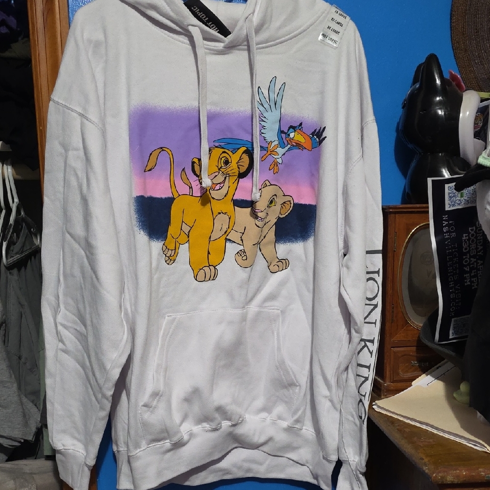 Hot Topic White Lion King Hoodie